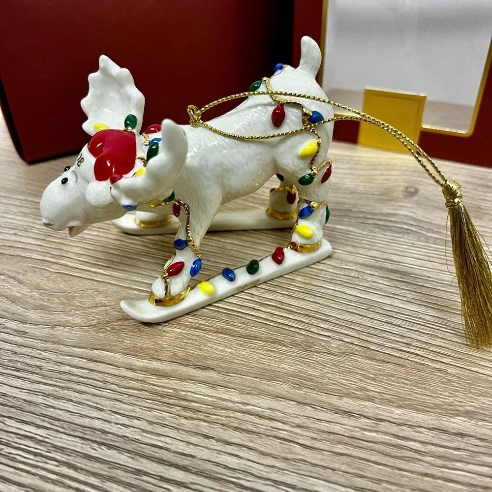 Lenox Marcel Moose Moosey Mishap 2008 Annual Christmas Ornament Skiing